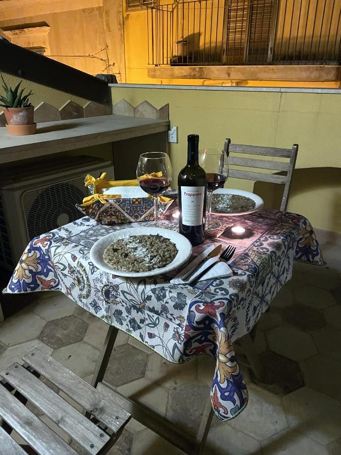 Ragusa Exclusive Flat With Terrace & Bbq 外观 照片