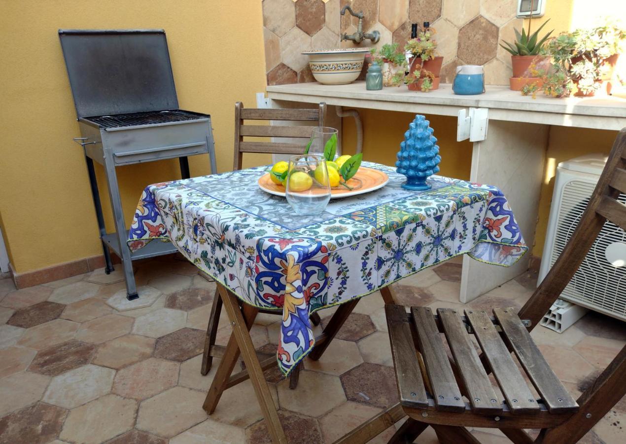 Ragusa Exclusive Flat With Terrace & Bbq 外观 照片