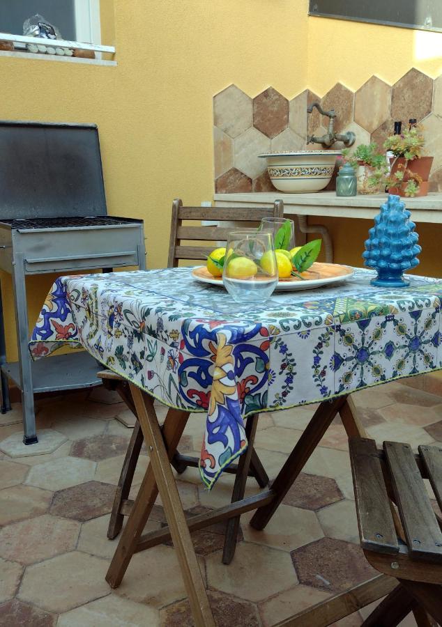 Ragusa Exclusive Flat With Terrace & Bbq 外观 照片