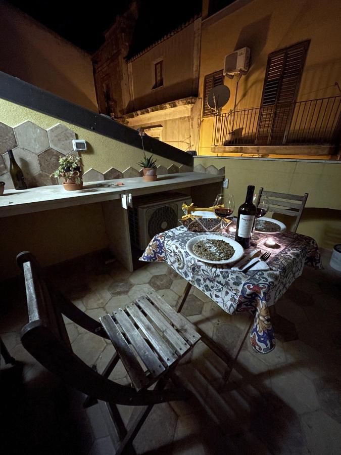 Ragusa Exclusive Flat With Terrace & Bbq 外观 照片